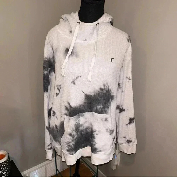Zyia - Hendrix Thermal Pocket  Hoodie - Picture 2 of 5